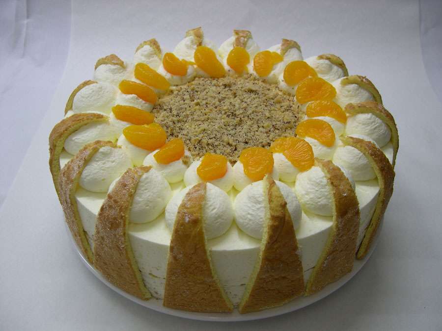 Orangen-Sahne-Torte | Tagesfrische Sahnetorten | Konditorei | Shop ...